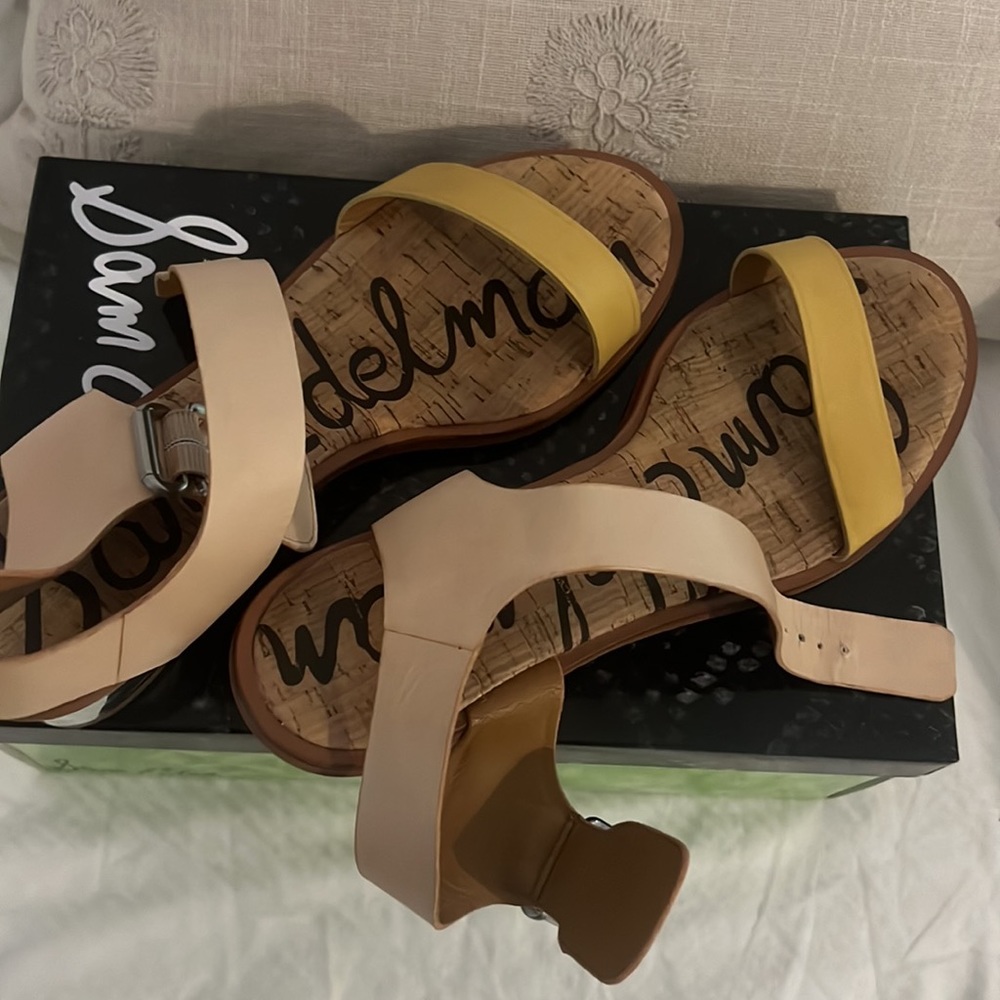 Sam Edelman - Picture 3 of 5